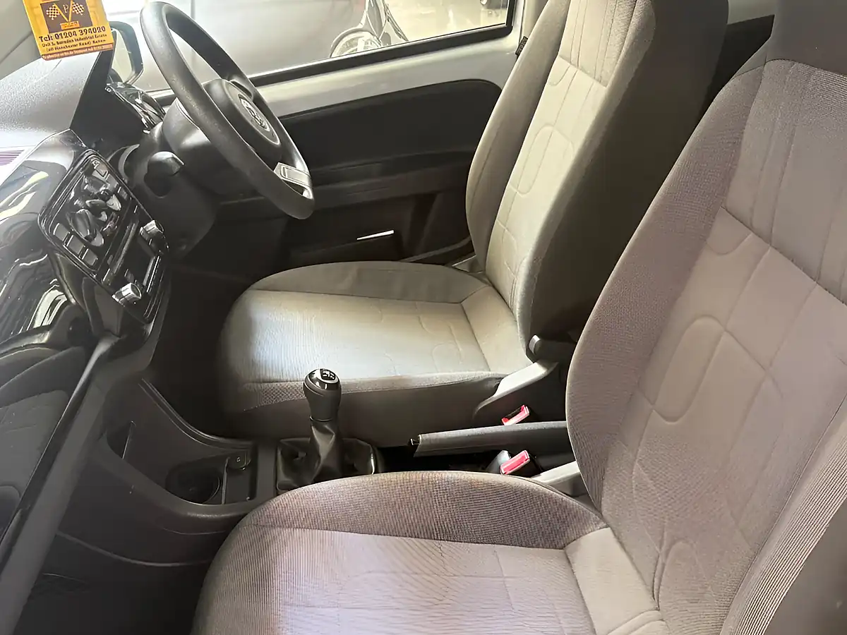 Used 2014 Volkswagen Golf Bluemotion Tech GT White - Interior and Exterior details 20