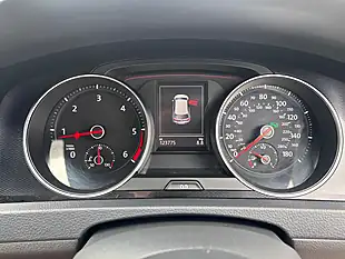 Used 2014 Volkswagen Golf Bluemotion Tech Gtd Grey - Interior and Exterior details 16