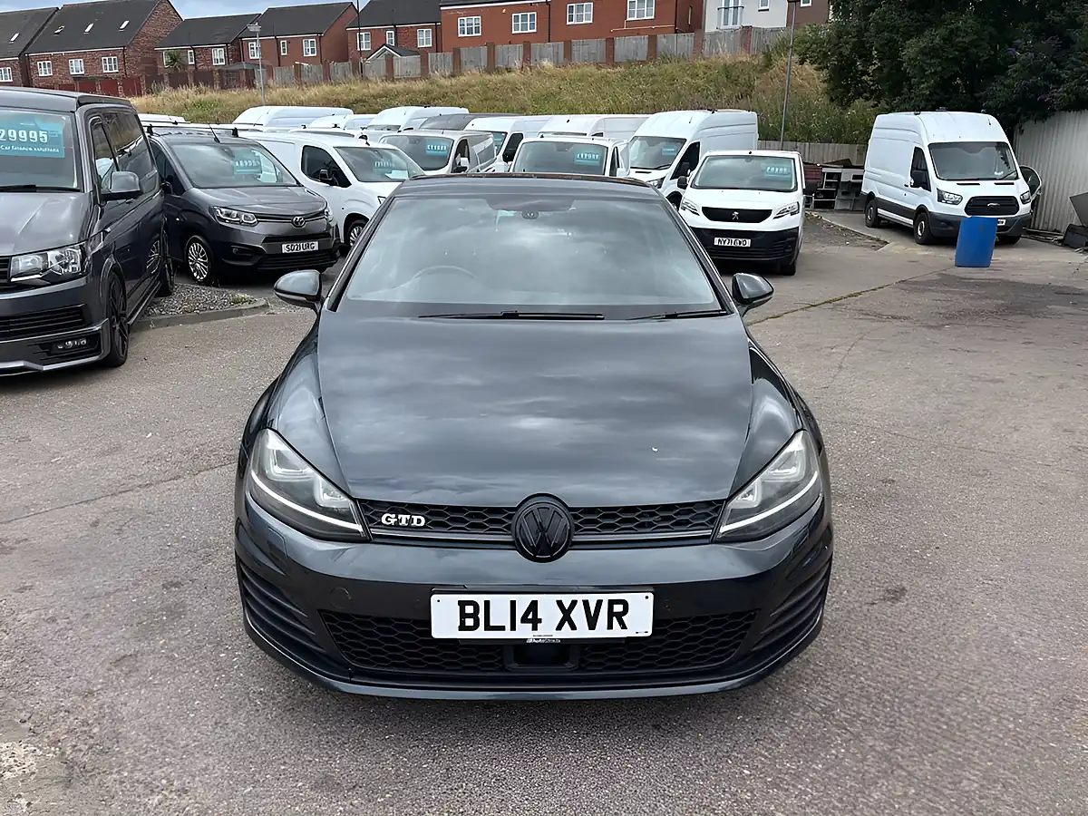 Used 2014 Volkswagen Golf Bluemotion Tech Gtd Grey - Interior and Exterior details 2