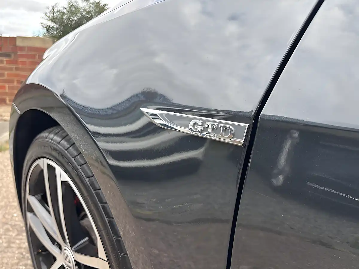 Used 2014 Volkswagen Golf Bluemotion Tech Gtd Grey - Interior and Exterior details 5