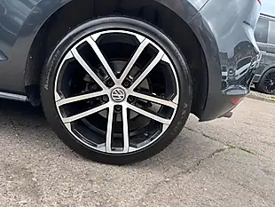 Used 2014 Volkswagen Golf Bluemotion Tech Gtd Grey - Interior and Exterior details 9