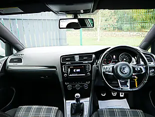 Used 2014 Volkswagen Golf Bluemotion Tech Gtd White - Interior and Exterior details 10