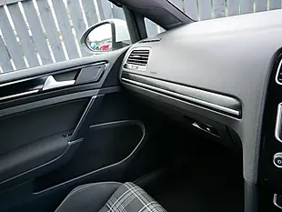 Used 2014 Volkswagen Golf Bluemotion Tech Gtd White - Interior and Exterior details 19