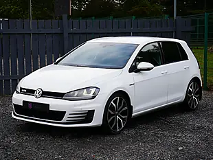 Used 2014 Volkswagen Golf Bluemotion Tech Gtd White - Interior and Exterior details 4