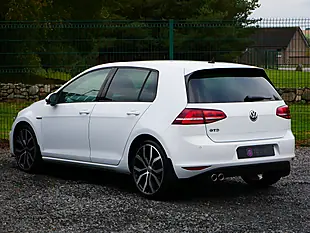Used 2014 Volkswagen Golf Bluemotion Tech Gtd White - Interior and Exterior details 7