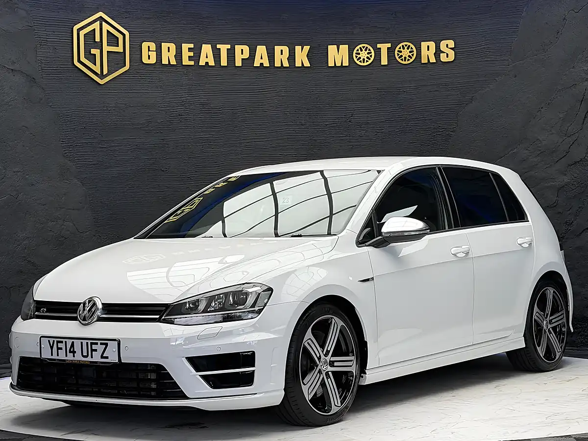 Used 2014 Volkswagen Golf Bluemotion Tech R 4Motion White - Front View