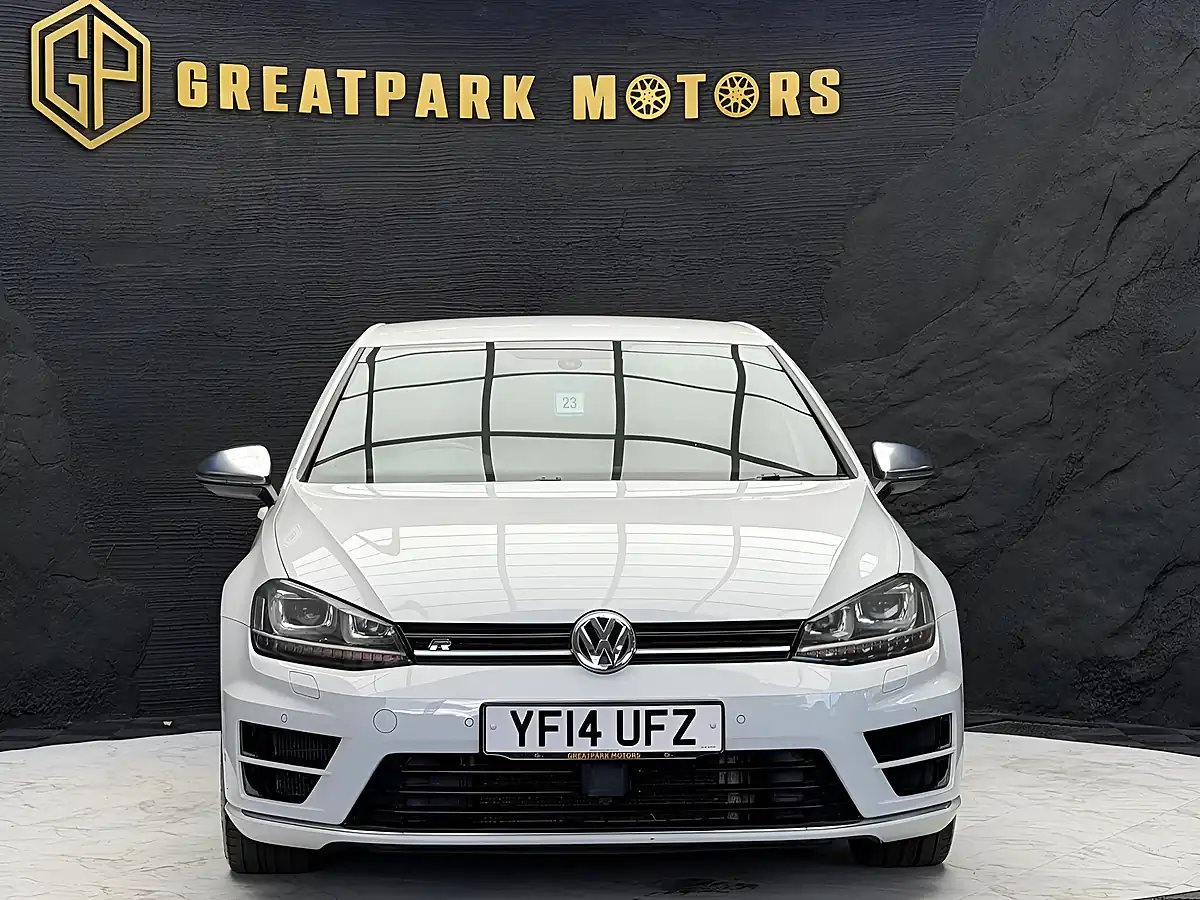 Used 2014 Volkswagen Golf Bluemotion Tech R 4Motion White - Interior and Exterior details 2