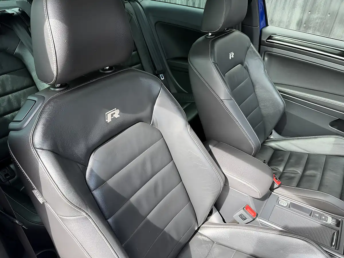 Used 2014 Volkswagen Golf Bluemotion Tech R Blue - Interior and Exterior details 11