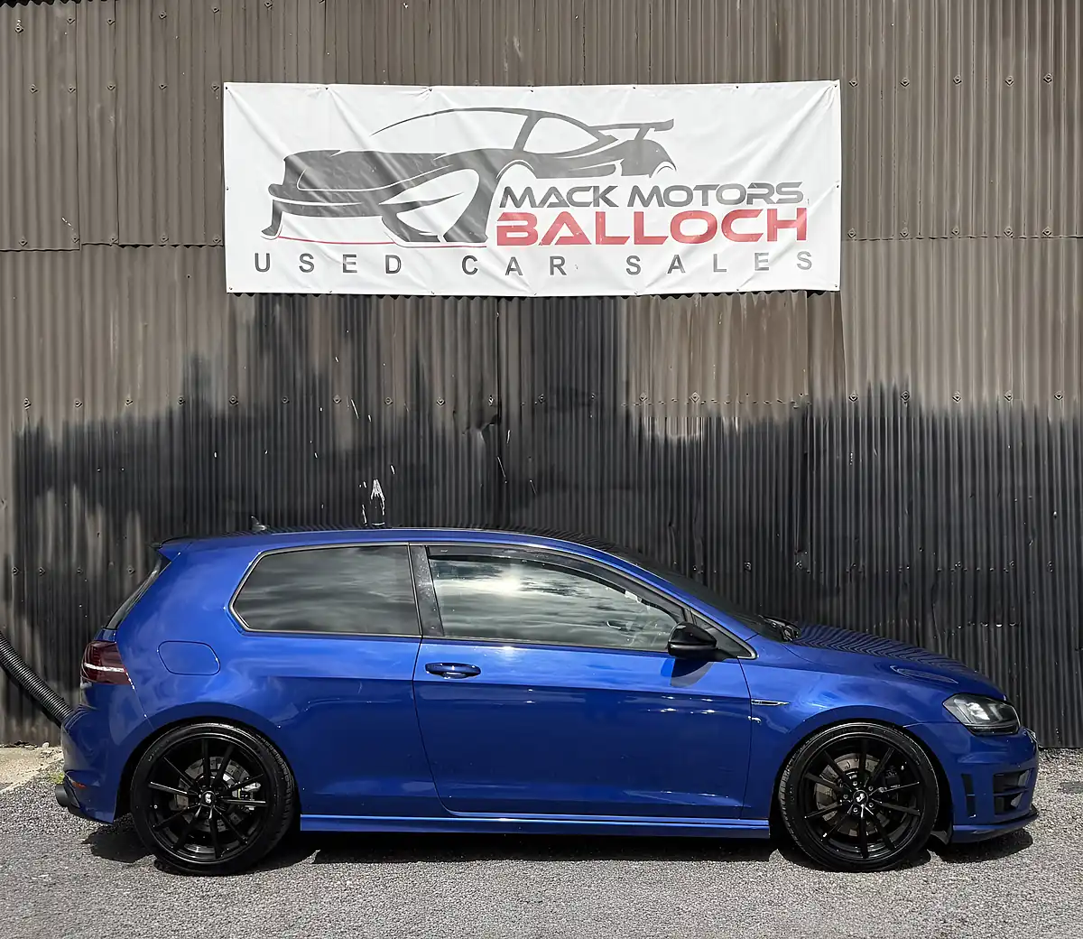 Used 2014 Volkswagen Golf Bluemotion Tech R Blue - Interior and Exterior details 4