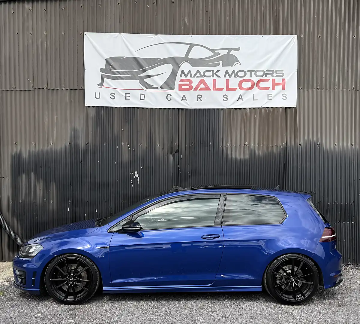 Used 2014 Volkswagen Golf Bluemotion Tech R Blue - Interior and Exterior details 5
