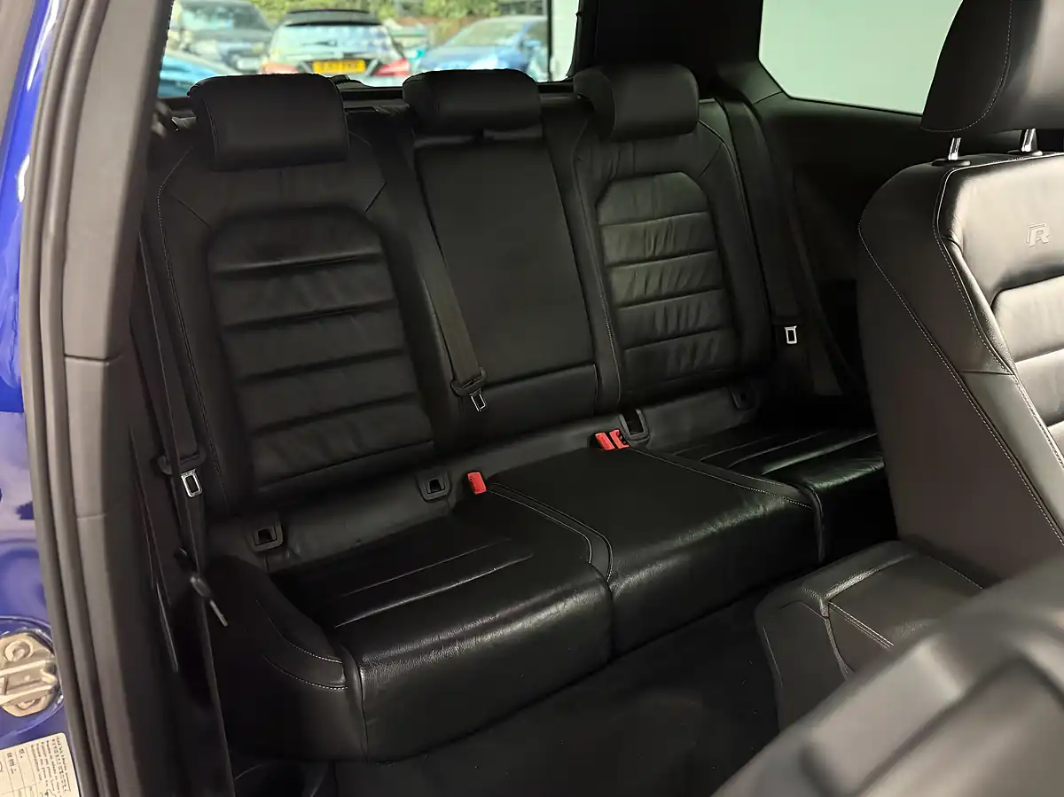 Used 2014 Volkswagen Golf Bluemotion Tech R Blue - Interior and Exterior details 13