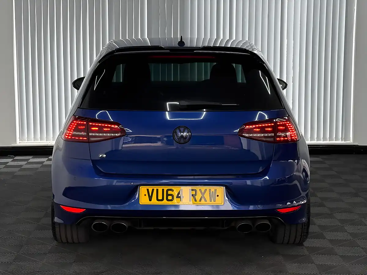Used 2014 Volkswagen Golf Bluemotion Tech R Blue - Interior and Exterior details 9