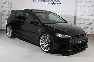 Used 2014 Volkswagen Golf Bluemotion Tech R Deep Black - Interior and Exterior details 4