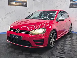 Used 2014 Volkswagen Golf Bluemotion Tech R Red - Interior and Exterior details 5