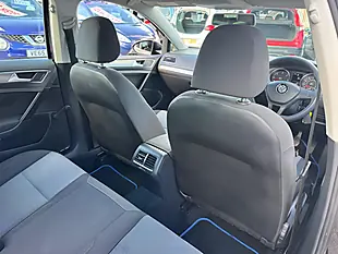 Used 2014 Volkswagen Golf Bluemotion Tech S Euro 5 Black - Interior and Exterior details 10
