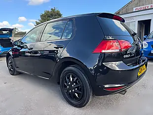 Used 2014 Volkswagen Golf Bluemotion Tech S Euro 5 Black - Interior and Exterior details 7