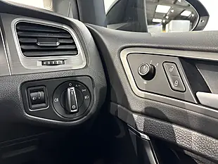 Used 2014 Volkswagen Golf Bluemotion Tech Se Black - Interior and Exterior details 17