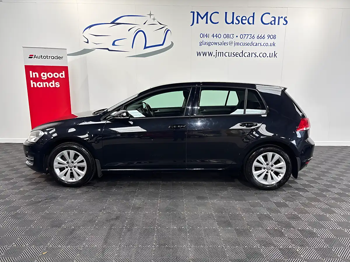 Used 2014 Volkswagen Golf Bluemotion Tech Se Black - Interior and Exterior details 2