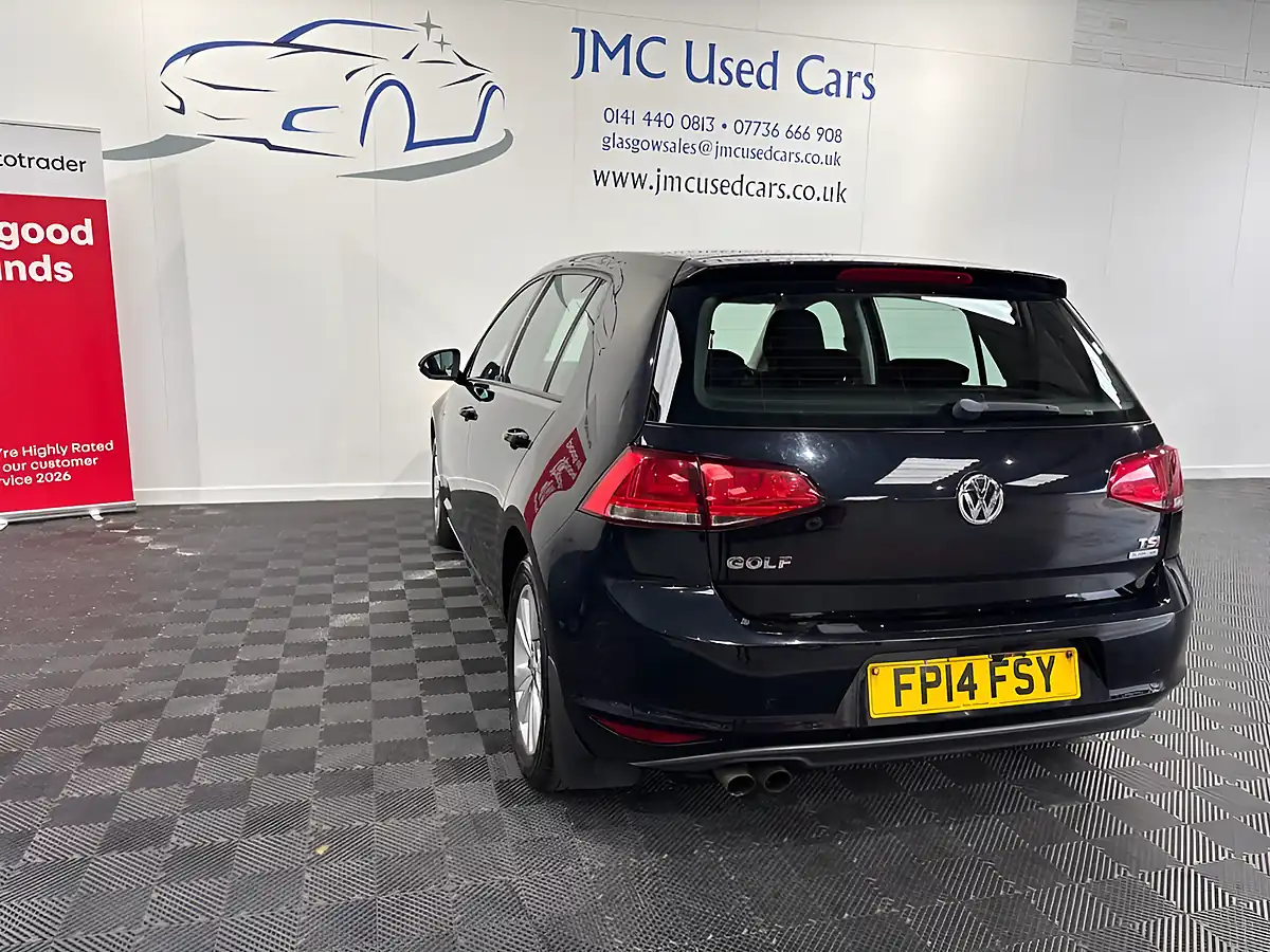 Used 2014 Volkswagen Golf Bluemotion Tech Se Black - Interior and Exterior details 8