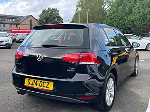 Used 2014 Volkswagen Golf Bluemotion Tech Se Black - Interior and Exterior details 8