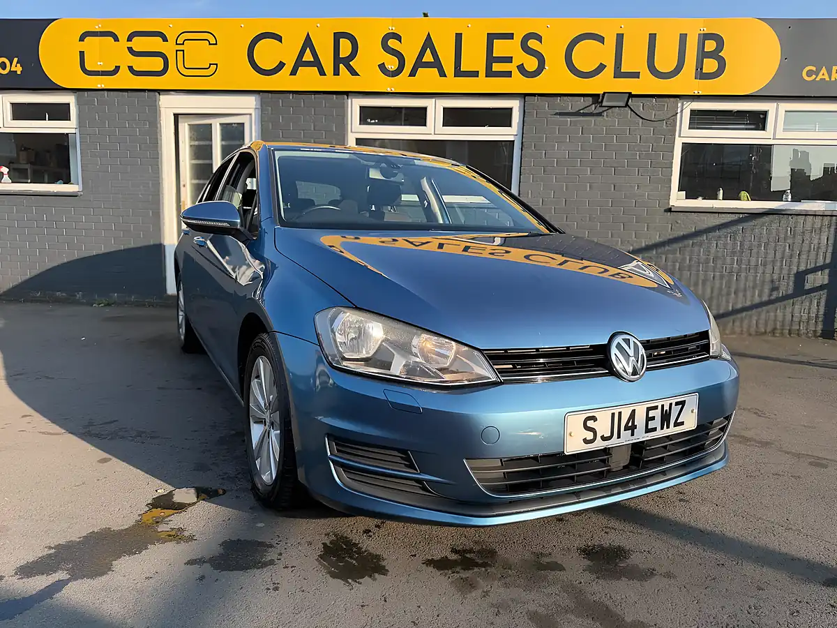 Used 2014 Volkswagen Golf Bluemotion Tech Se Blue - Front View