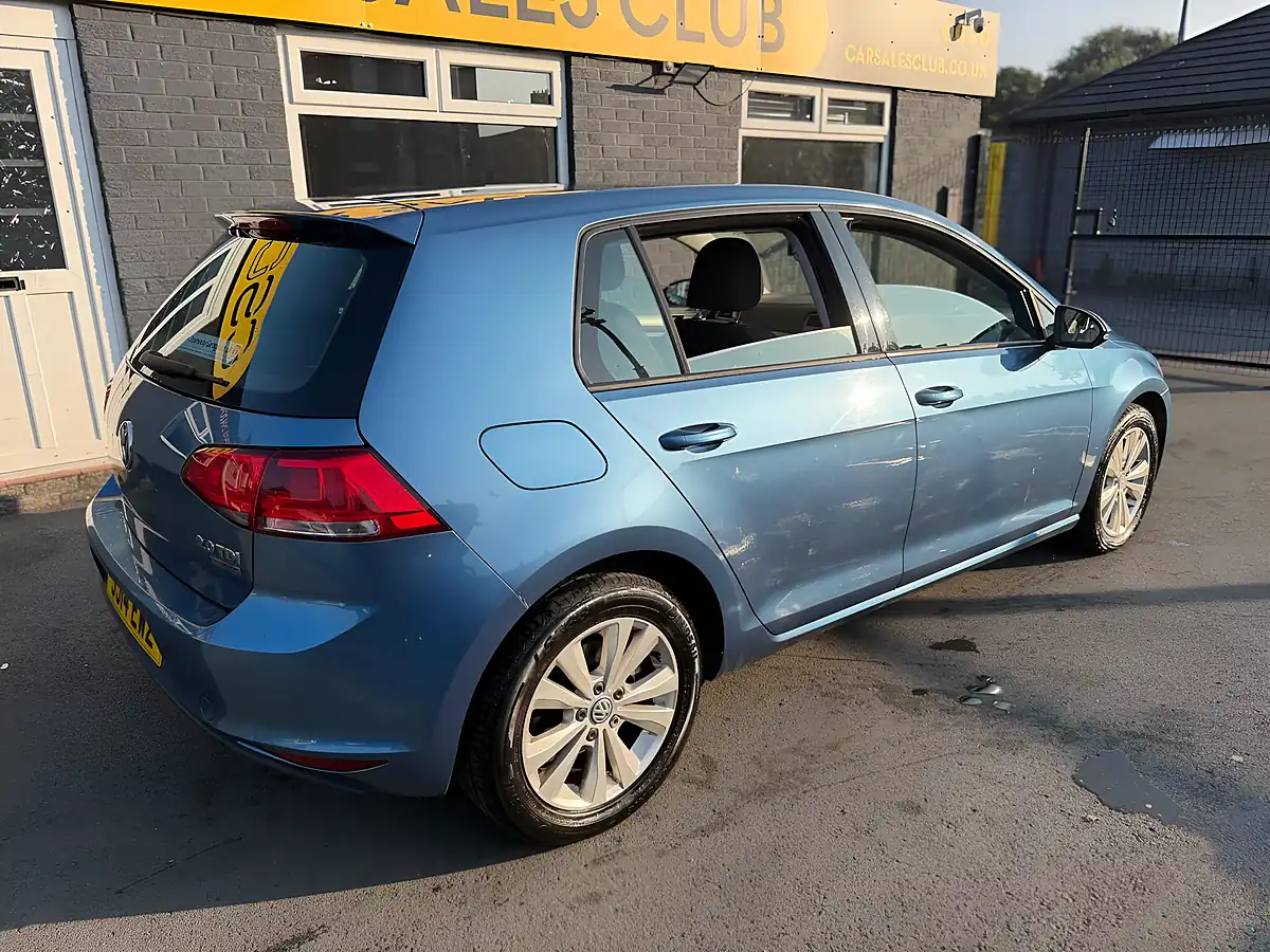 Used 2014 Volkswagen Golf Bluemotion Tech Se Blue - Interior and Exterior details 8