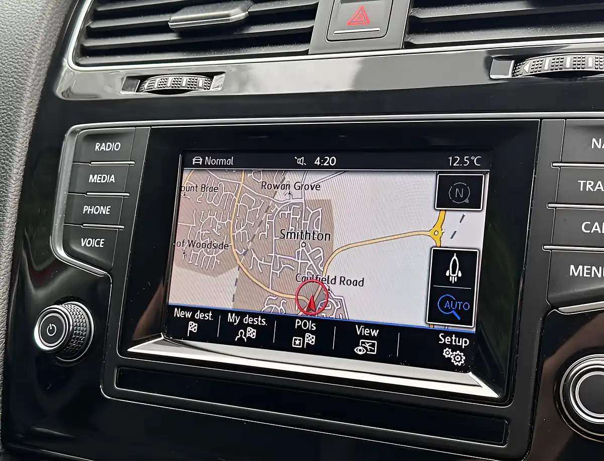 Used 2014 Volkswagen Golf GT Act Bluemotion Technology Red - Interior and Exterior details 11