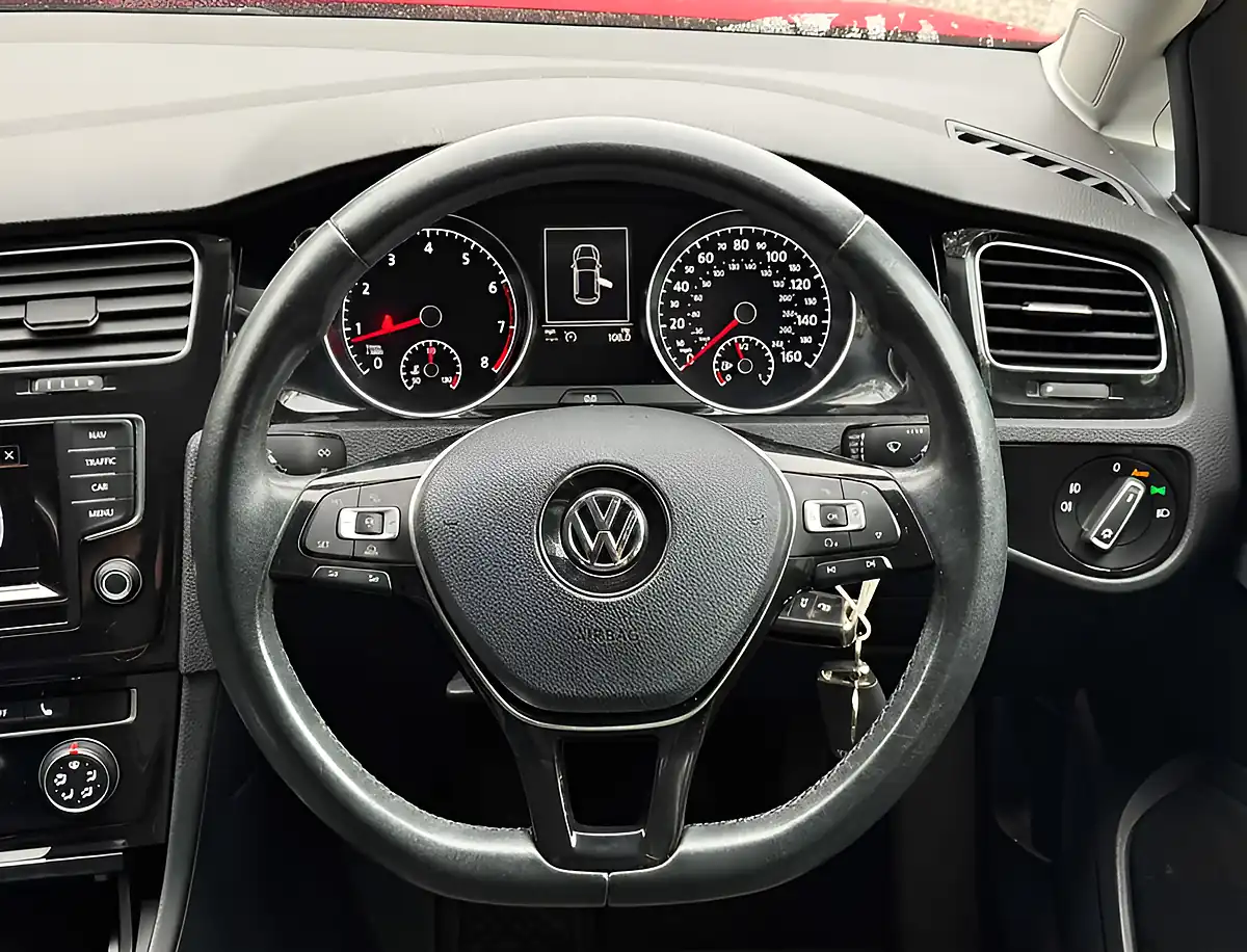 Used 2014 Volkswagen Golf GT Act Bluemotion Technology Red - Interior and Exterior details 12