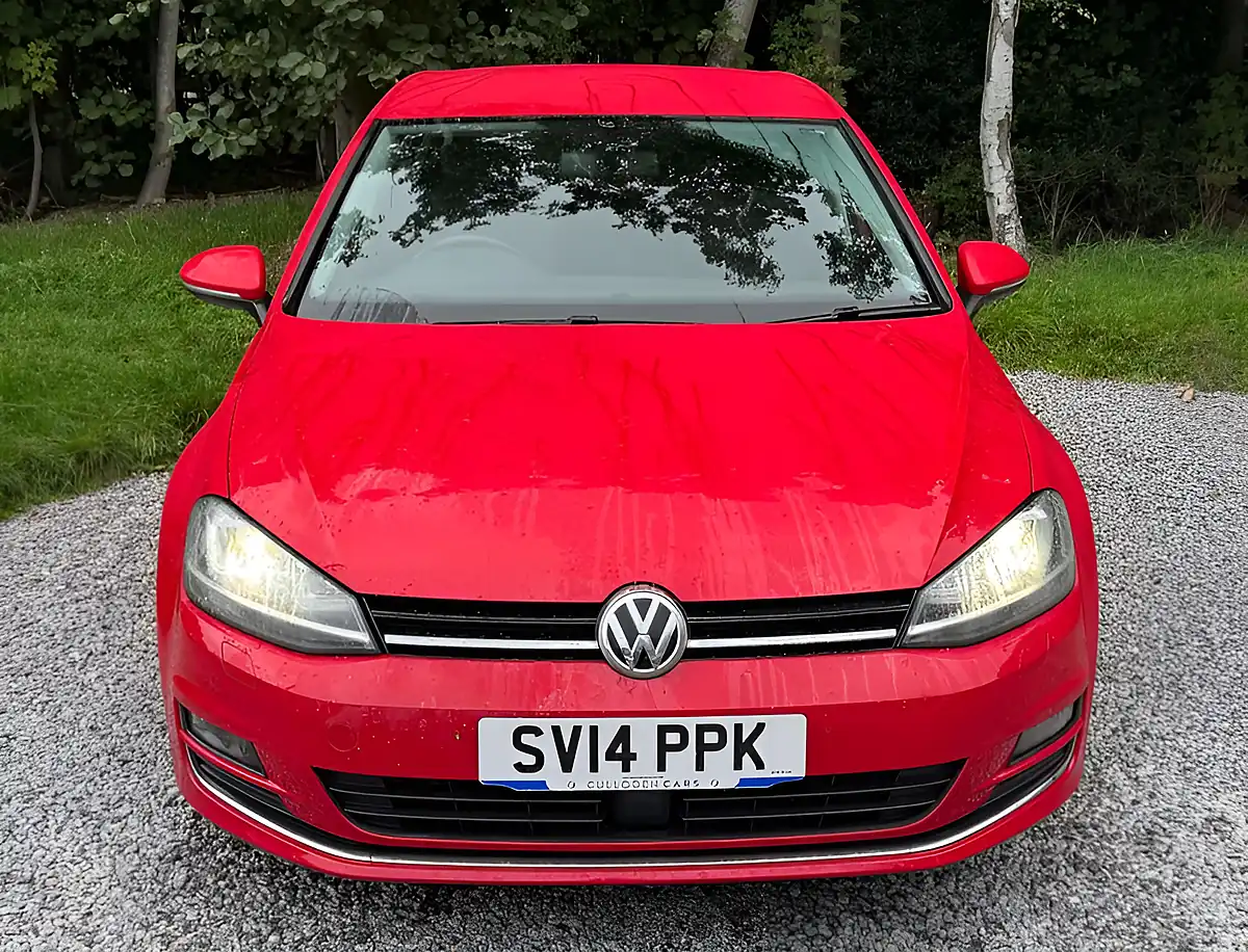 Used 2014 Volkswagen Golf GT Act Bluemotion Technology Red - Interior and Exterior details 8