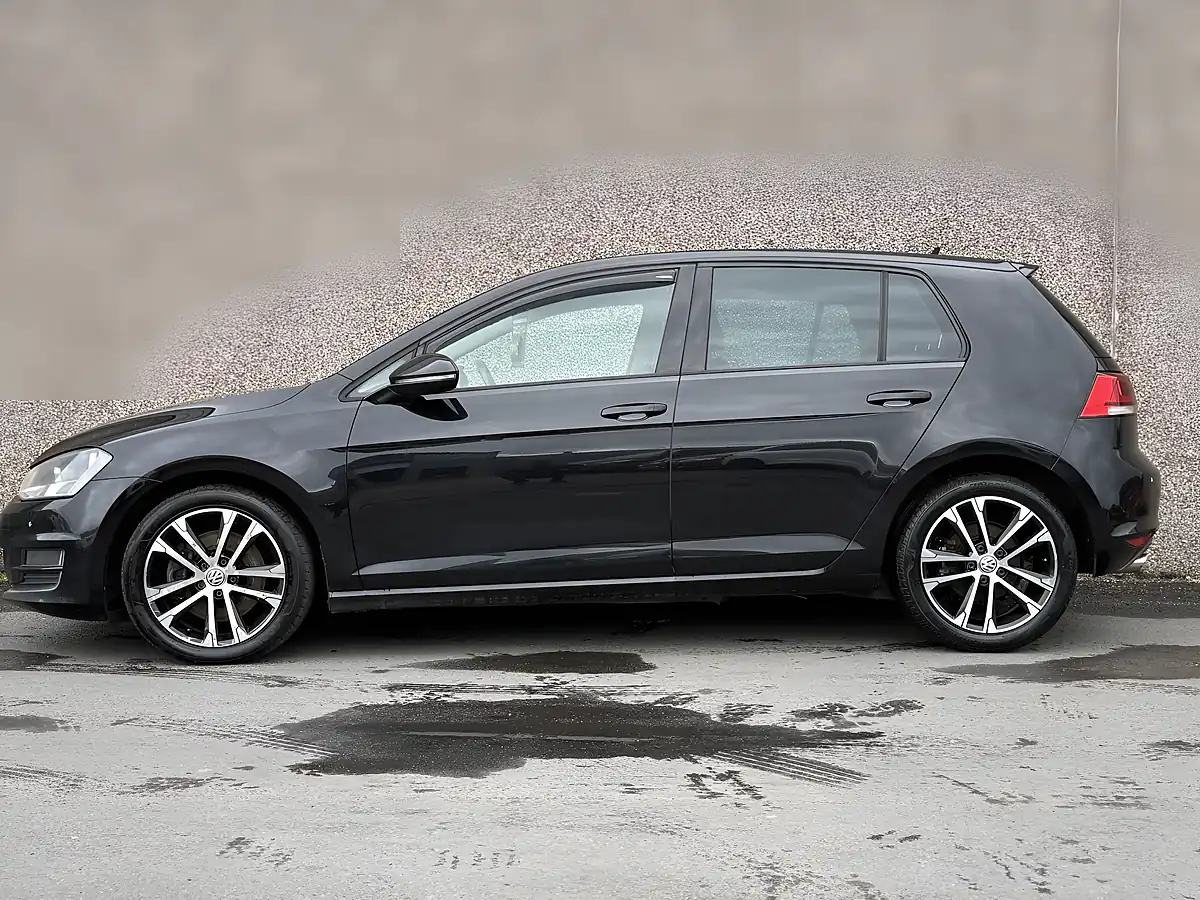 Used 2014 Volkswagen Golf GT Black - Interior and Exterior details 2