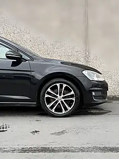 Used 2014 Volkswagen Golf GT Black - Interior and Exterior details 5