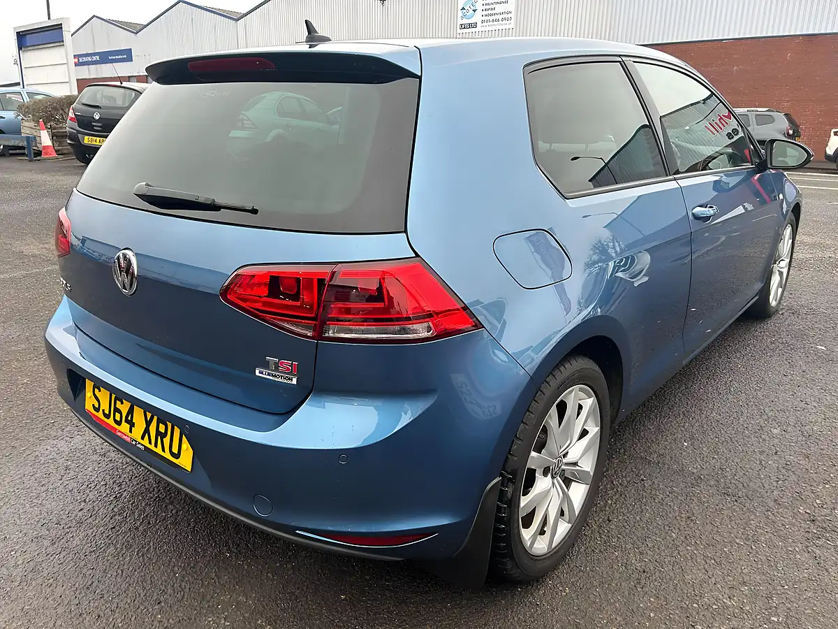 Used 2014 Volkswagen Golf GT Blue - Interior and Exterior details 4