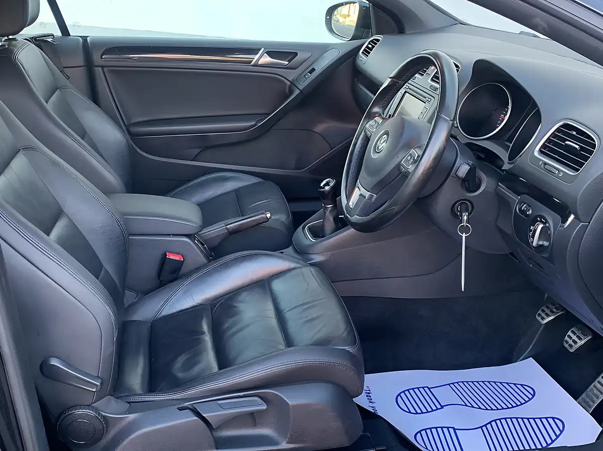 Used 2014 Volkswagen Golf GT Bluemotion Tech Black - Interior and Exterior details 5