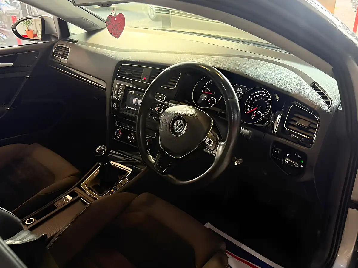 Used 2014 Volkswagen Golf GT Silver - Interior and Exterior details 14