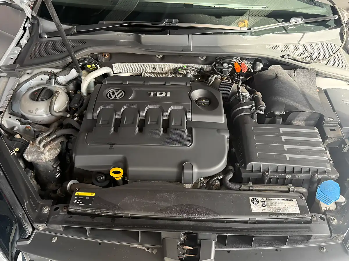 Used 2014 Volkswagen Golf GT Silver - Interior and Exterior details 20