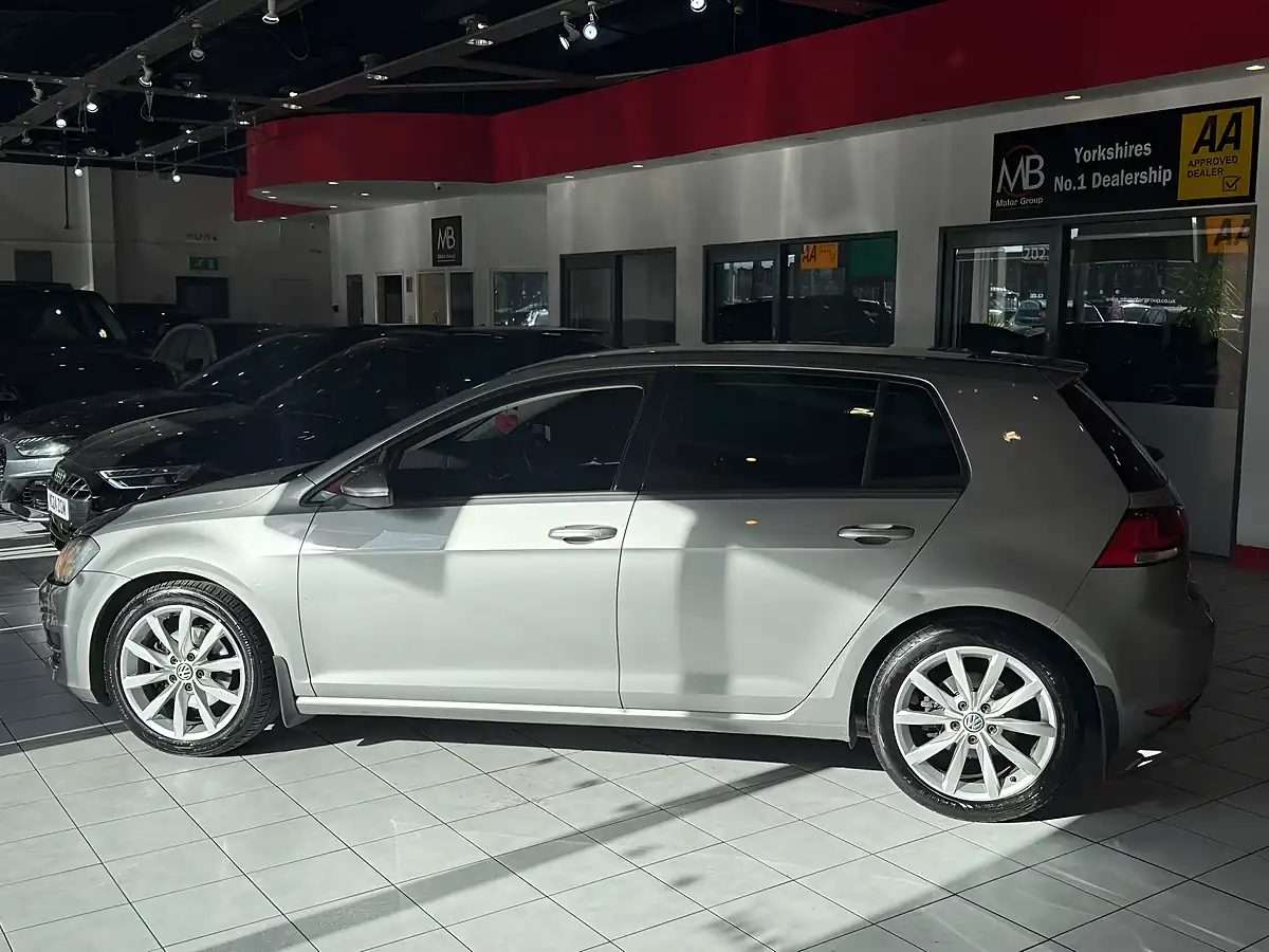 Used 2014 Volkswagen Golf GT Silver - Interior and Exterior details 4