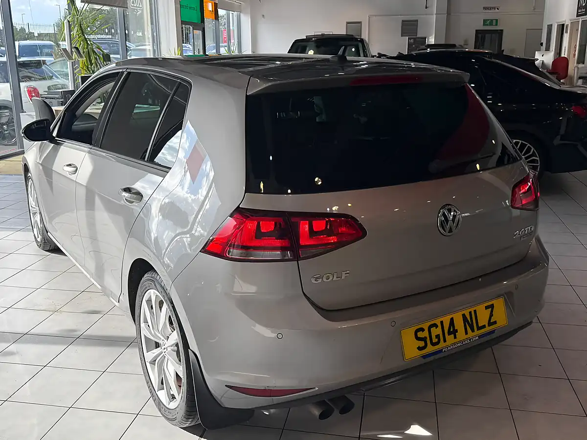 Used 2014 Volkswagen Golf GT Silver - Interior and Exterior details 5