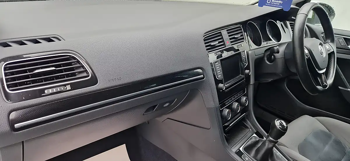 Used 2014 Volkswagen Golf GT White - Interior and Exterior details 12
