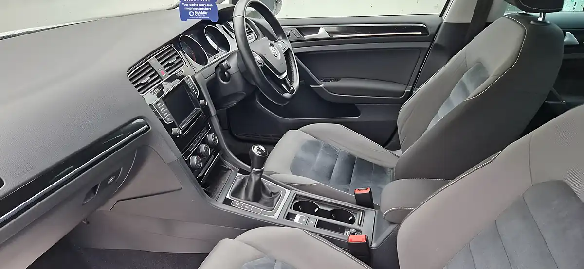 Used 2014 Volkswagen Golf GT White - Interior and Exterior details 13