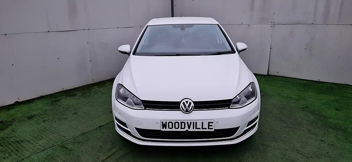 Used 2014 Volkswagen Golf GT White - Interior and Exterior details 2