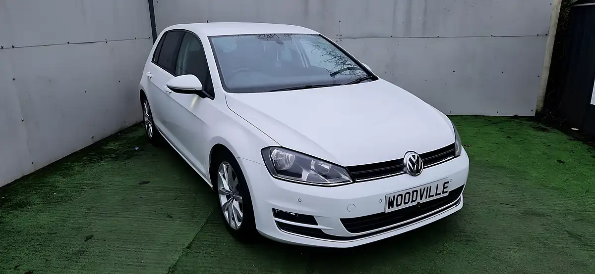 Used 2014 Volkswagen Golf GT White - Interior and Exterior details 3