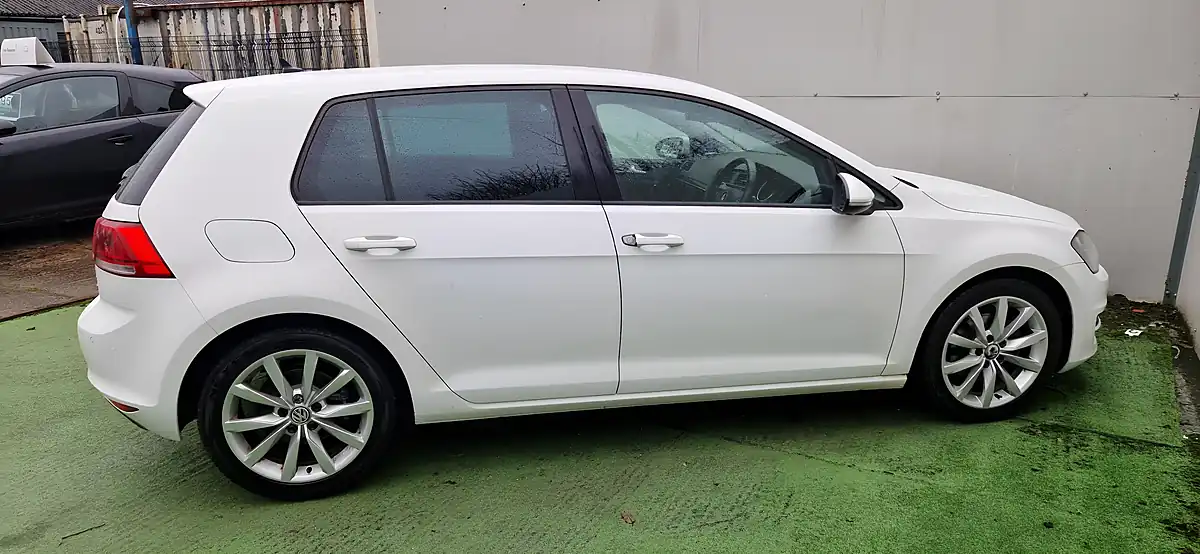 Used 2014 Volkswagen Golf GT White - Interior and Exterior details 6