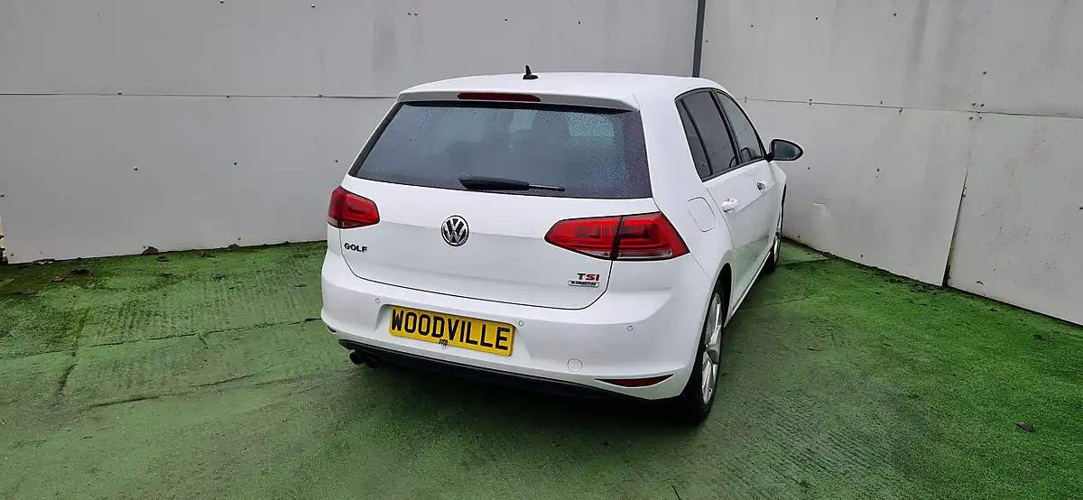 Used 2014 Volkswagen Golf GT White - Interior and Exterior details 8