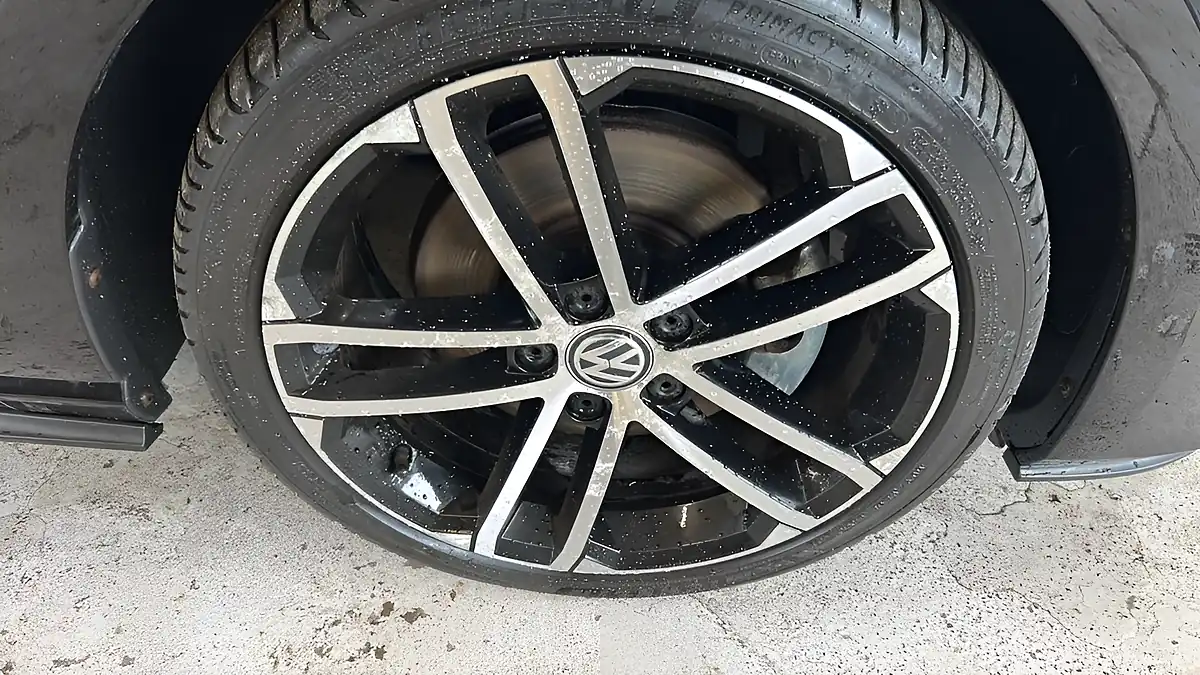 Used 2014 Volkswagen Golf Gtd Black - Interior and Exterior details 12