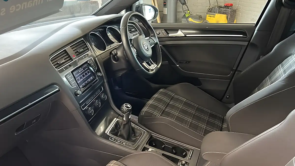 Used 2014 Volkswagen Golf Gtd Black - Interior and Exterior details 15