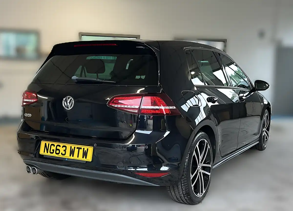 Used 2014 Volkswagen Golf Gtd Black - Interior and Exterior details 9