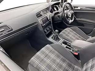 Used 2014 Volkswagen Golf Gtd Black - Interior and Exterior details 8