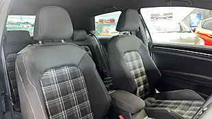 Used 2014 Volkswagen Golf Gtd Bluemotion Tech Black - Interior and Exterior details 12