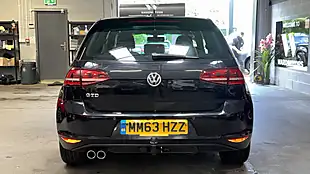 Used 2014 Volkswagen Golf Gtd Bluemotion Tech Black - Interior and Exterior details 6