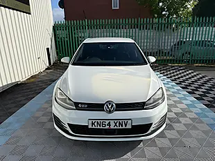 Used 2014 Volkswagen Golf Gtd Bluemotion Tech White - Interior and Exterior details 13